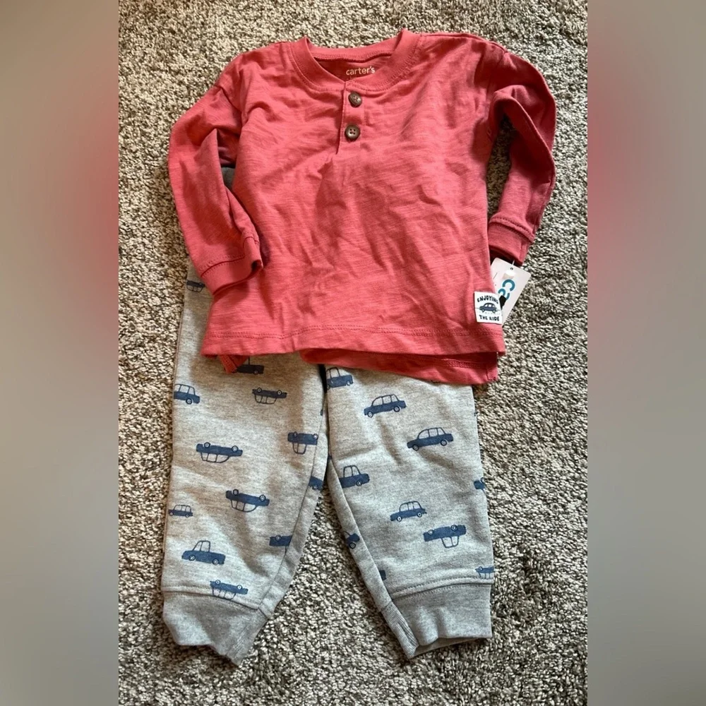 NWT Carters 2-piece Car Outfit Size 12M